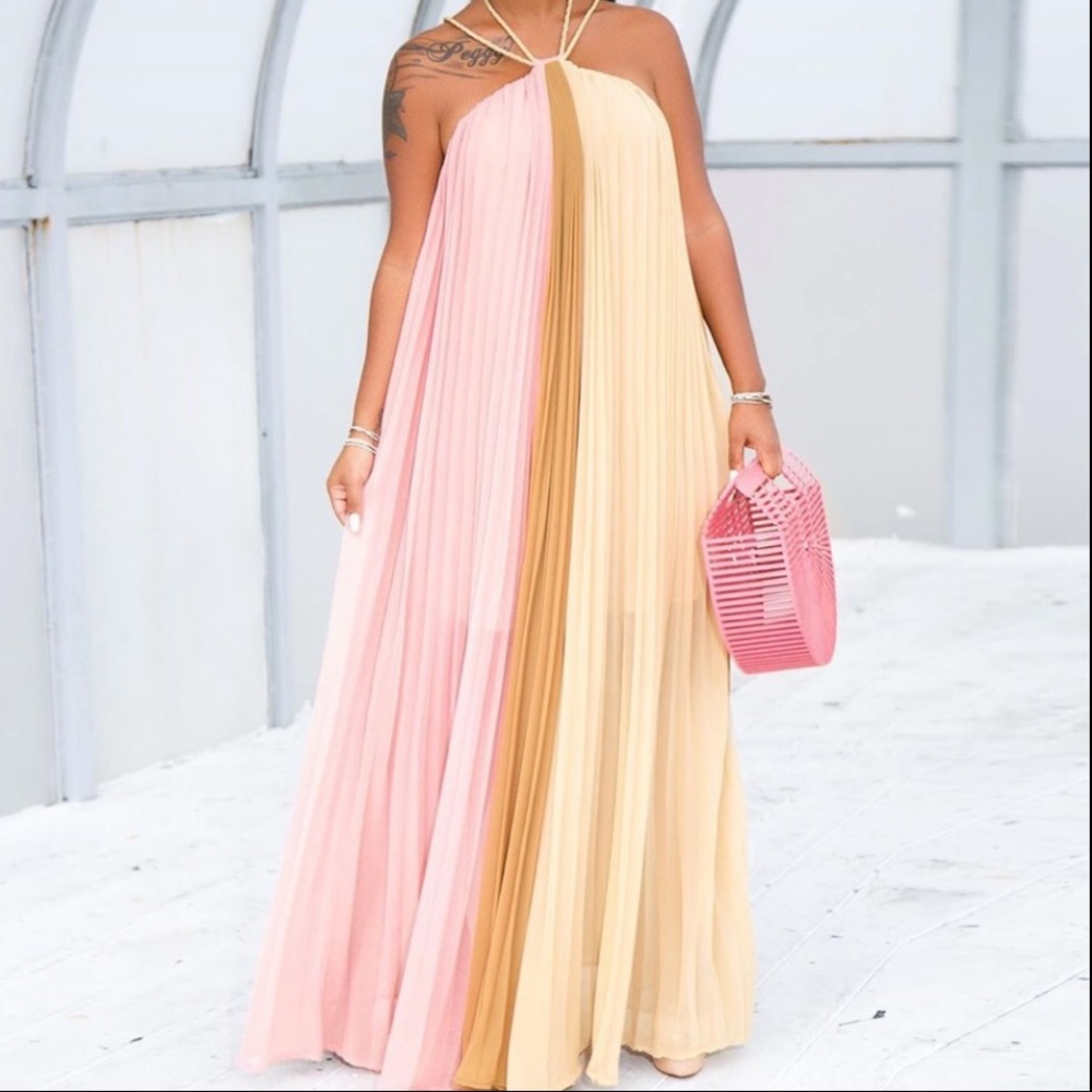 NWT Boutique Pleated Open Back Halter Maxi Backless Maternity Shower Dress